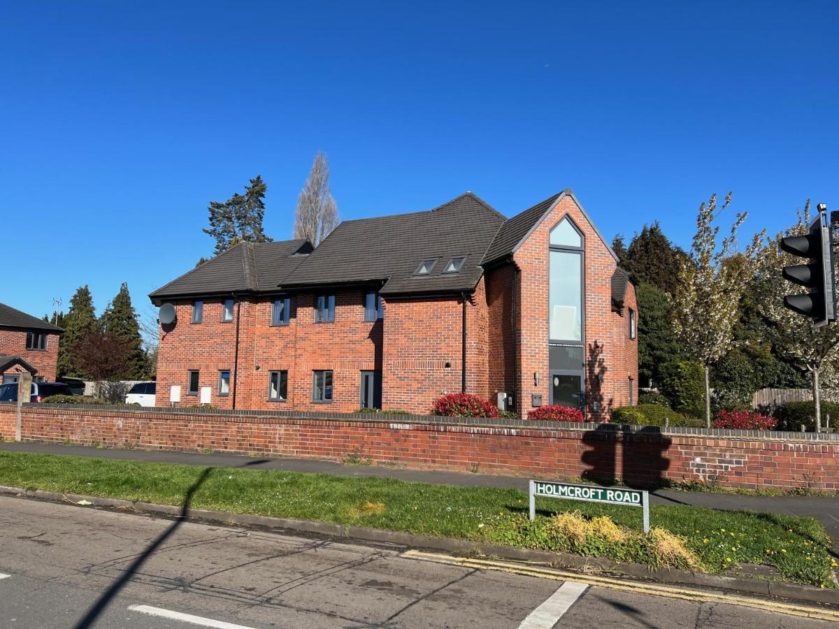 Cross Court, Stafford By Bell Apartments Exterior photo